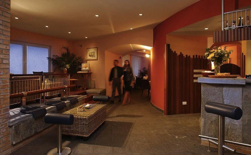 Hotel Krone - Eat, Drink, Stay Brixen Exteriér fotografie