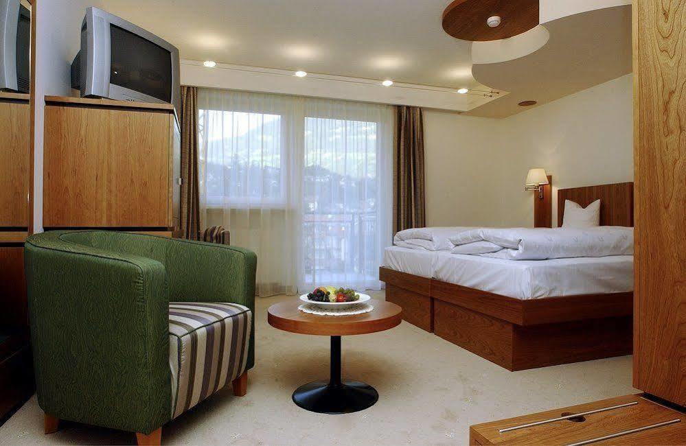 Hotel Krone - Eat, Drink, Stay Brixen Exteriér fotografie