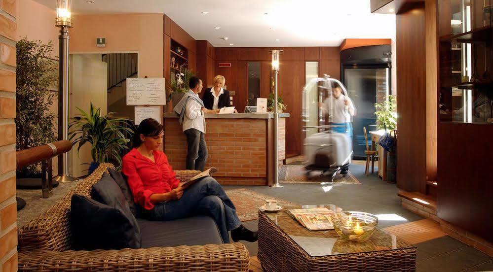 Hotel Krone - Eat, Drink, Stay Brixen Exteriér fotografie